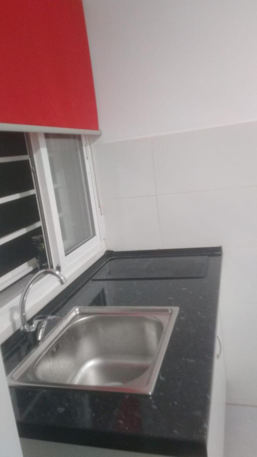Estudio Encantador Cerca Del Carrefour Rosaleda 1 Málaga Kültér fotó